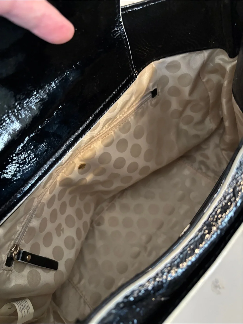 Kate Spade NY/ black patent handbag